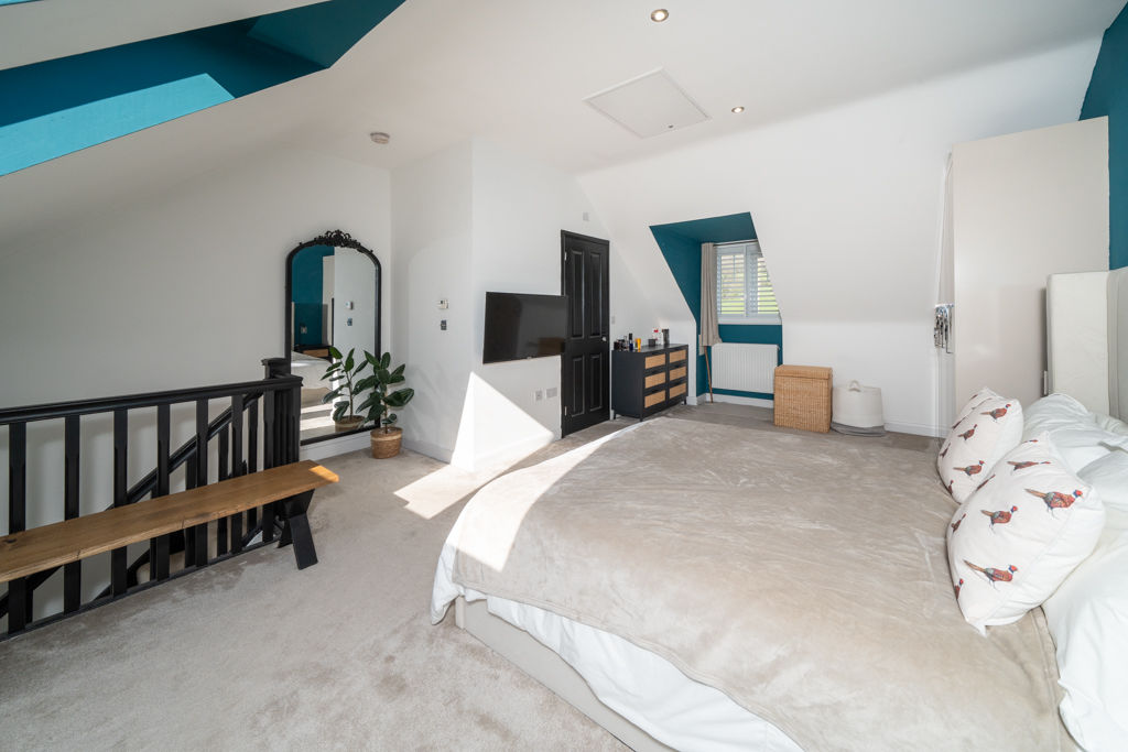 Bedroom- click for photo gallery